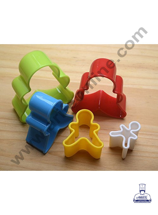 Plastic 5 pcs Gingerbread Man Shaped Plastic Cookie Biscuit Pastry Fondant and Cake Cutter (MOQ 12 PCS) (RE)