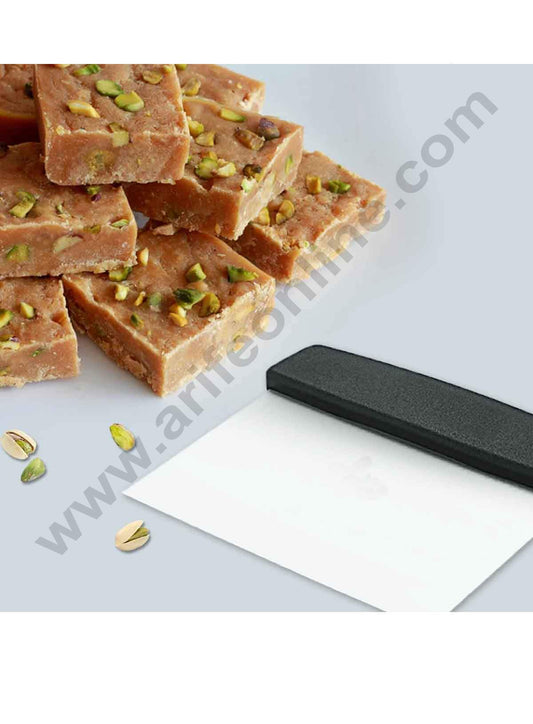 Plastic Handle Black Scraper Stainless Steel Scraper 15 cm (MD)