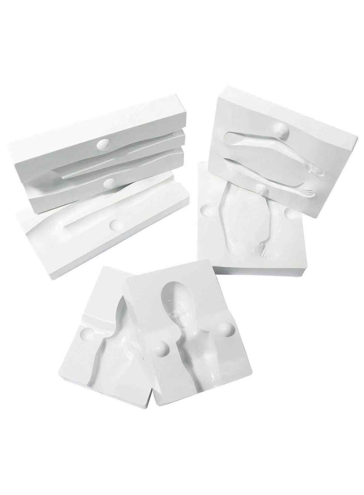 4 Set Fondant 3D People Shaped Cake Figure Mold Family Set Human Body Decorating Mould for Men Women Children, Set of 24 Pieces (MOQ 12 PCS) (IFD)