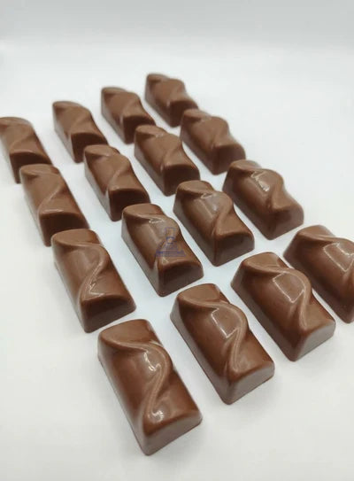 Regular Bakers 21-Cavity Polycarbonate Faceted Diamond Chocolate Mold |SBPS-76 |1 Piece| (MOQ 12 PCS) (ADD)