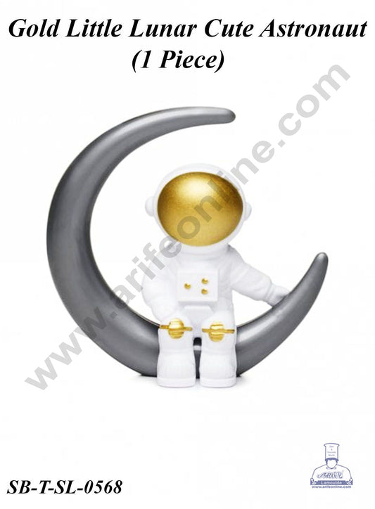 1PCS SITTING ASTRONAUT(GOLD) SBT-SL0568 (MOQ 12 PCS) (RD)