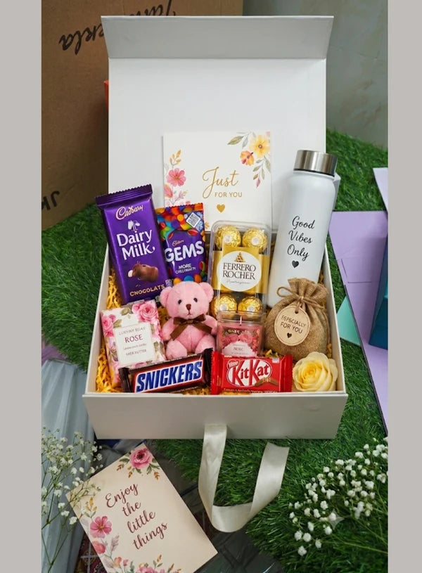 Small Collapsible Gift Hamper Box With Ribbon - Ivory (10x8x4 Inch) | 1 Pc | Foldable Reusable Magnetic Gift Packaging Box (SBBX-CHB-S-I) - (MOQ 50 PCS)