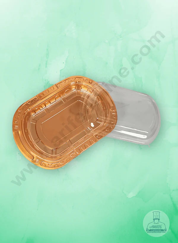 Single Compartment PVC Container with Lid - 1 Piece Premium Leak-proof takeaway PET Food Packaging Golden Plastic Container with Transparent Lid - (27X26X4cm) (MOQ 100 PCS) (IE)
