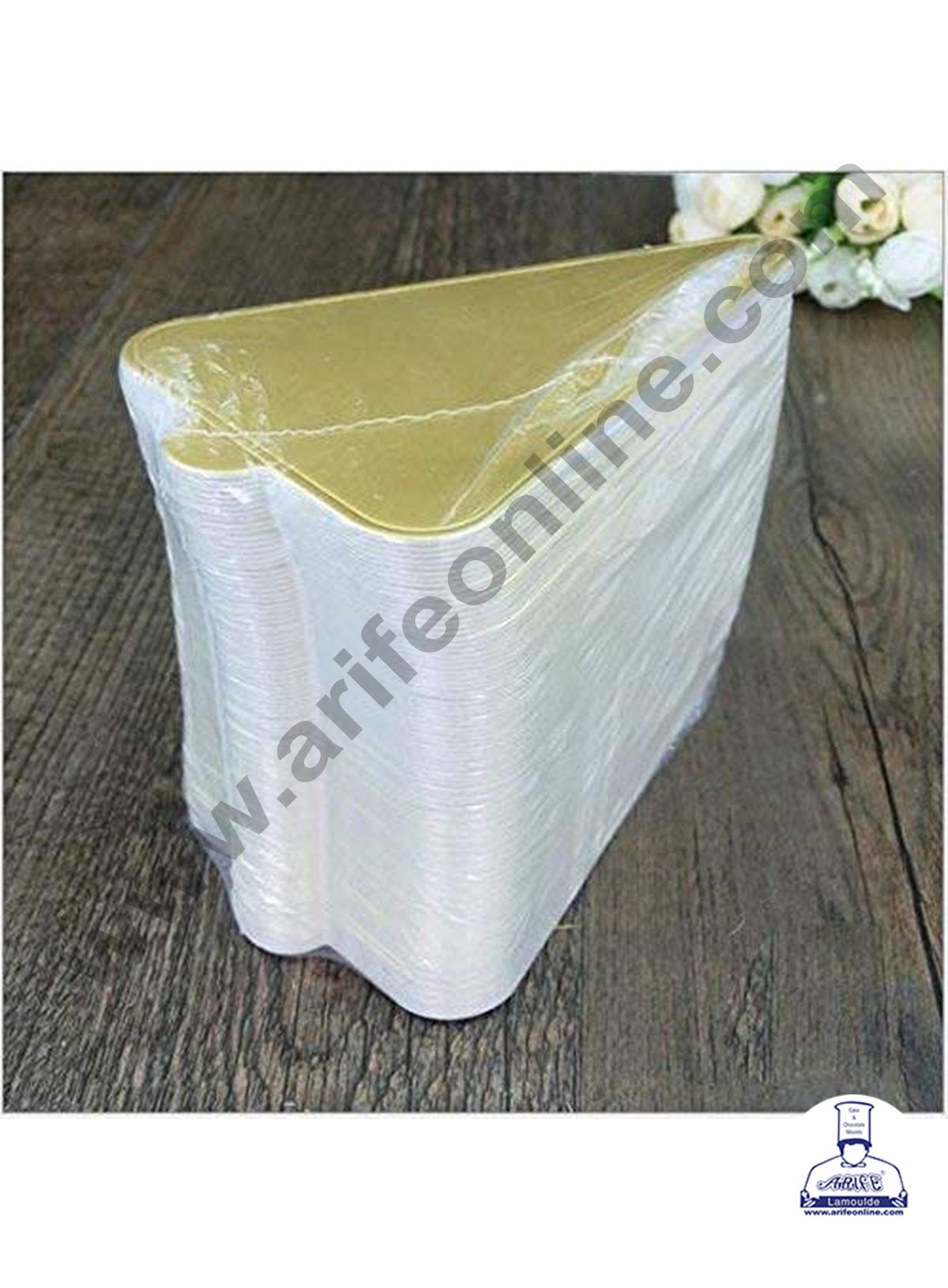 Cake Decor Triangle Pastry Base Boards - Gold 100 Pcs Pack