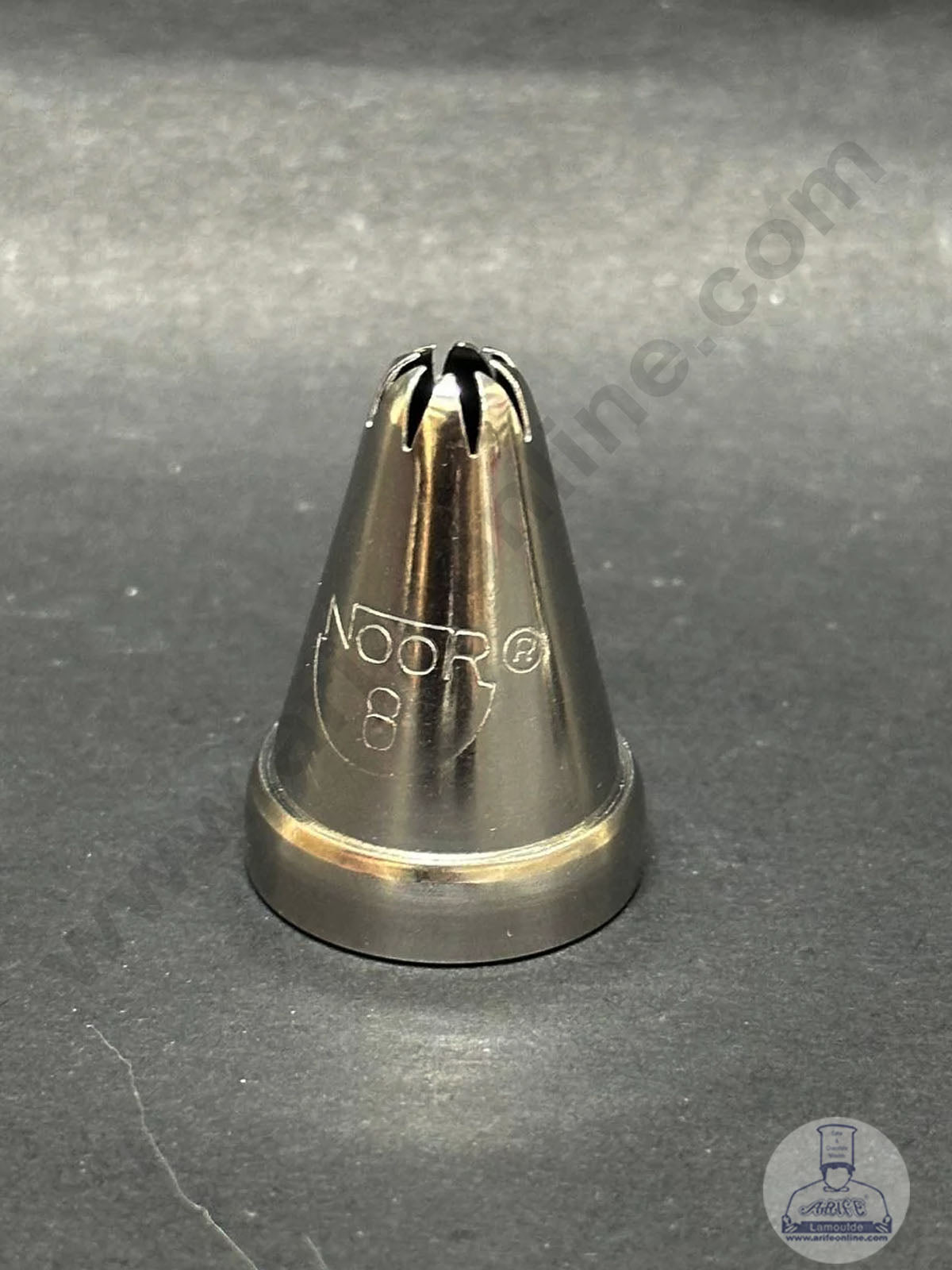 Small Noor Icing Tip Nozzle No. 8 Shape Icing Nozzle with Collar Ring | Piping Steel Nozzle (MOQ 50 PCS)