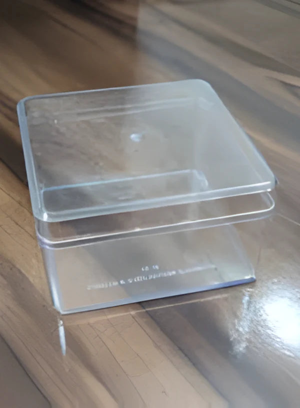 500ml Transparent Acrylic Dessert Square Tub With Lid (MOQ 500 PCS)   (RE)