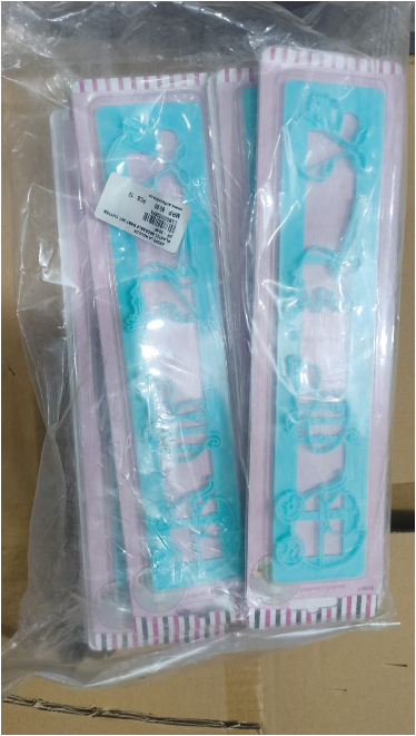 1 Pc Adorable Baby Set Theme Tappet Cutter Plastic Fondant Cutter Gumpaste Cutter  (MOQ 12 PCS)  (ID)