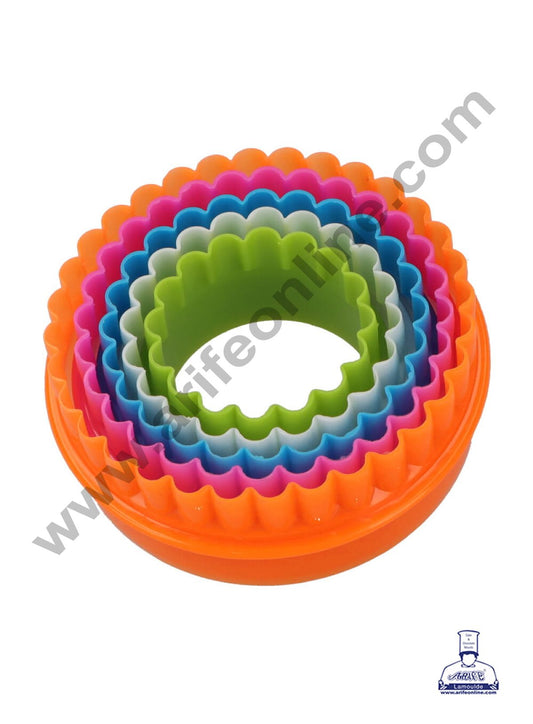 Plastic 5 pcs Round Shaped Plastic Cookie Biscuit Pastry Fondant and Cake Cutter SBDT-009  (MOQ 12 PCS) (RE)