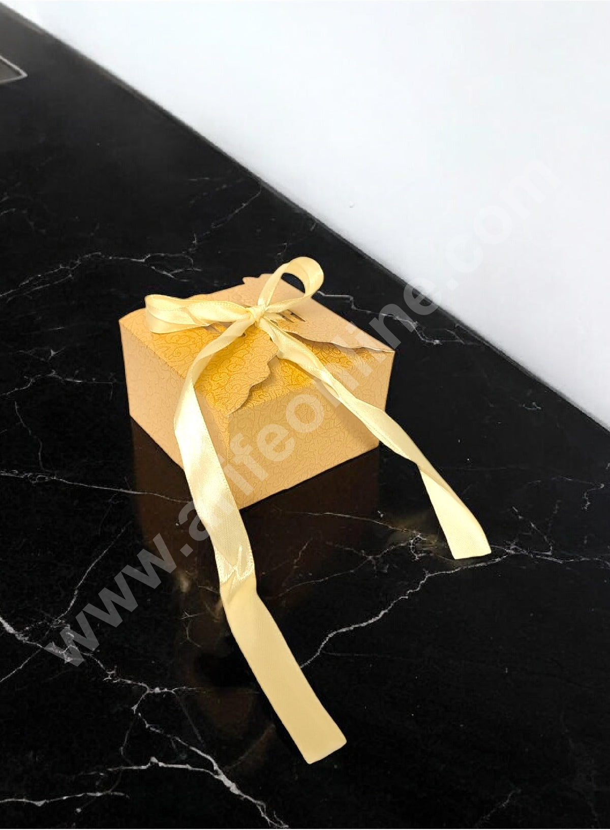 Goodie Bag For Hampers | Chocolate Box Hamper Box 10 Pcs Pack - Gold SBGB-08-G (MOQ 10 PACK)