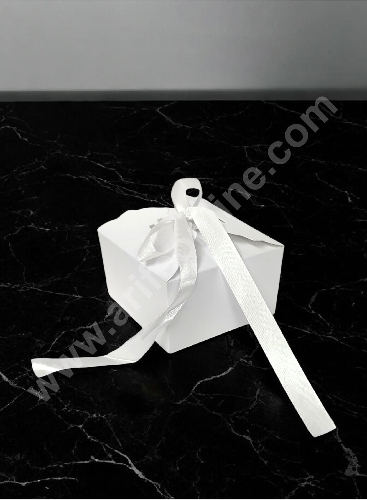 Goodie Bag For Hampers | Chocolate Box Hamper Box 10 Pcs Pack - White SBGB-08-W (MOQ 10 PACK)