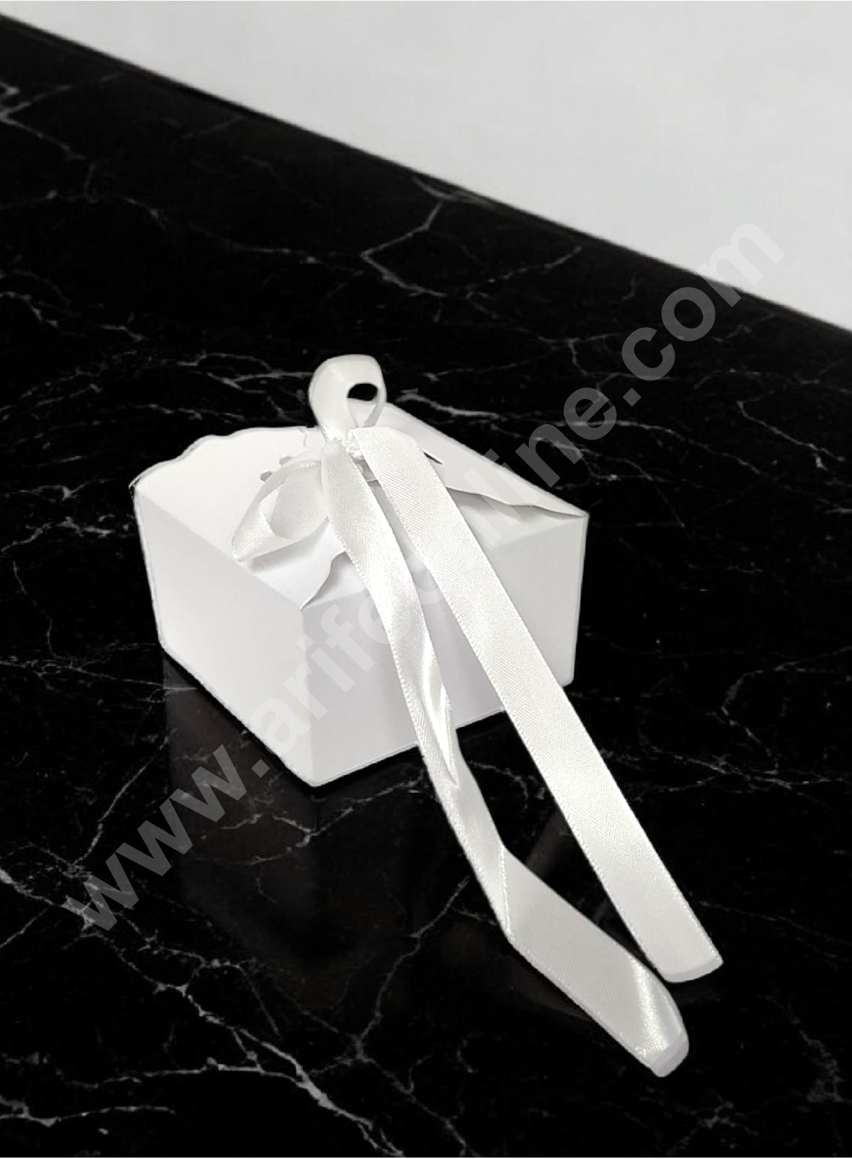 Goodie Bag For Hampers | Chocolate Box Hamper Box 10 Pcs Pack - White SBGB-08-W (MOQ 10 PACK)