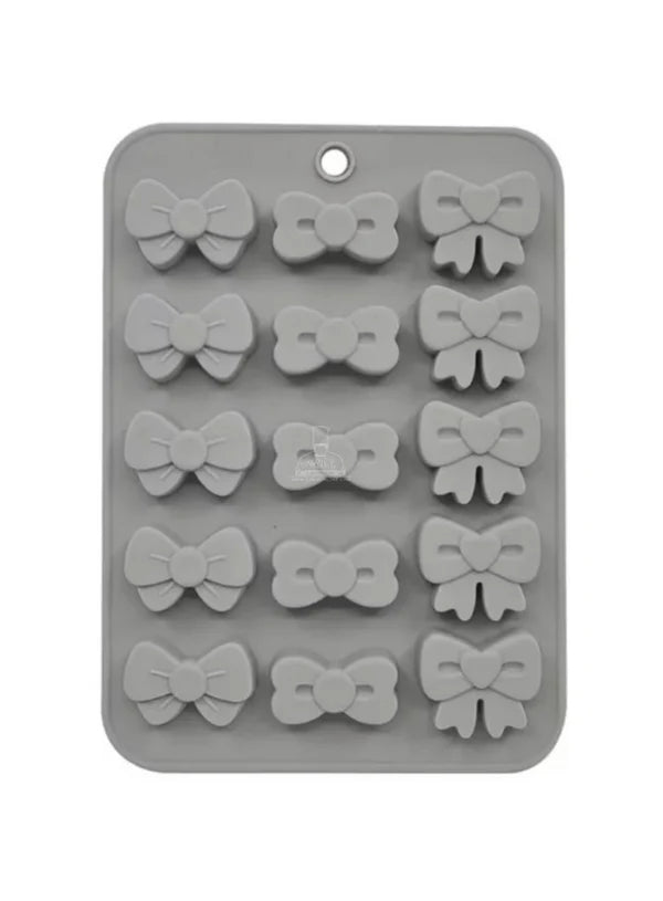 15-Cavity Assorted Bow Silicone Chocolate Mold - D0867 (MOQ 12 PCS) (ID)