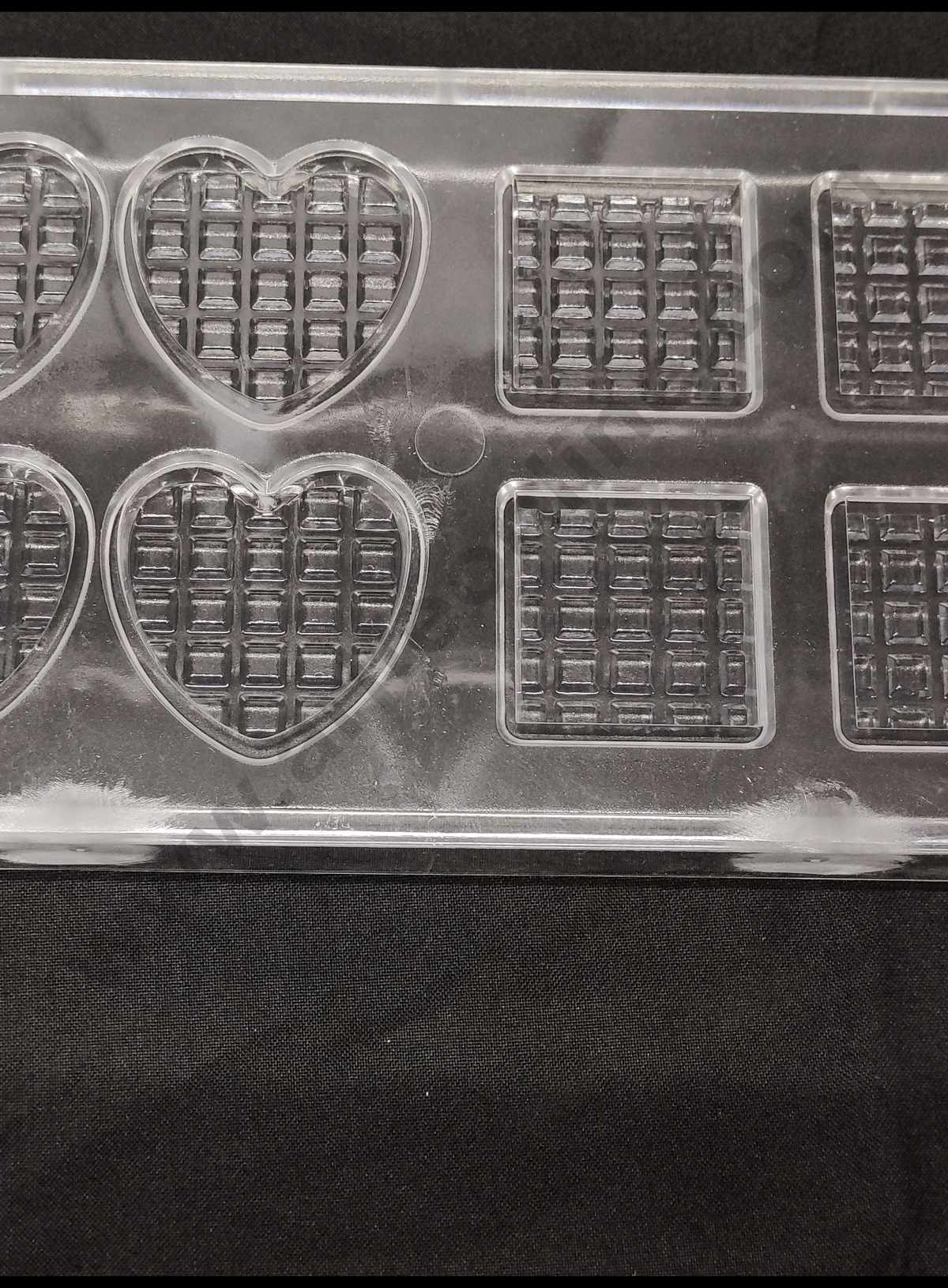 8 Cavity Square Heart Shape Shallow Small Polycarbonate Chocolate Mould (MOQ 12 PCS)