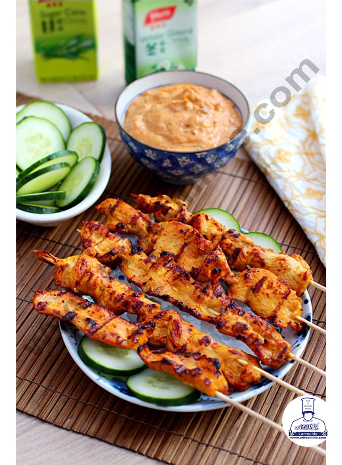 Cake Decor Natural Bamboo Wooden Skewers/BBQ Sticks for Kebab Chicken Paneer Tikka Fruits Salad for Barbecue and Grilling ( 10 inches )