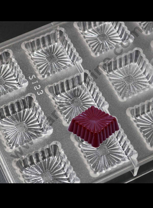 18 Cavity Fluted Surface Square Cube Shaped Polycarbonate Chocolate Mould SB-2153 (MOQ 12 PCS) (AME)