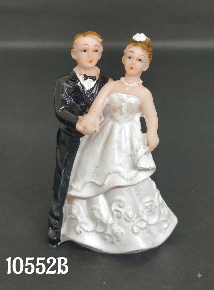 1 Pcs Wedding Couple Ceramic Figure Cake Topper Decorations (SBCT-10552B-R) (MOQ 12 PCS) (UD)
