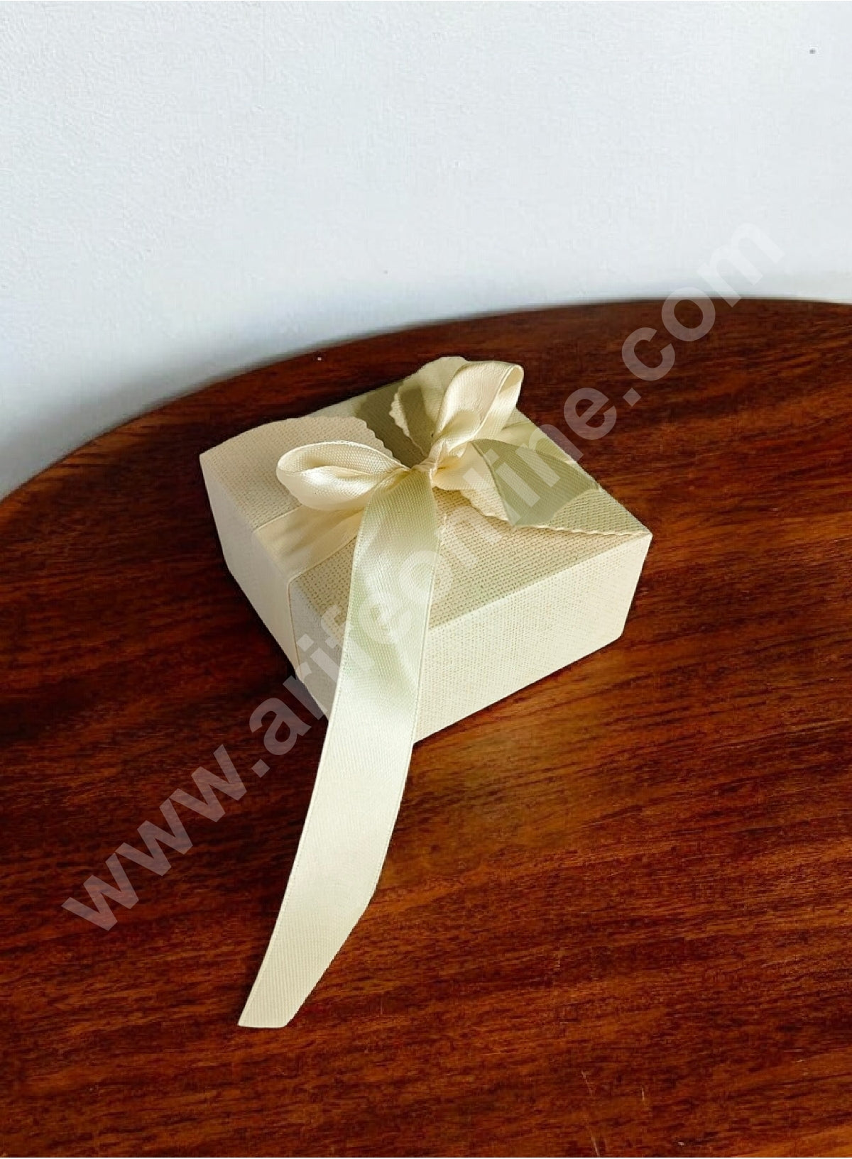 Goodie Bag For Hampers | Chocolate Box Hamper Box 10 Pcs Pack - Cream SBGB-18-Cr (MOQ 10 PACK)