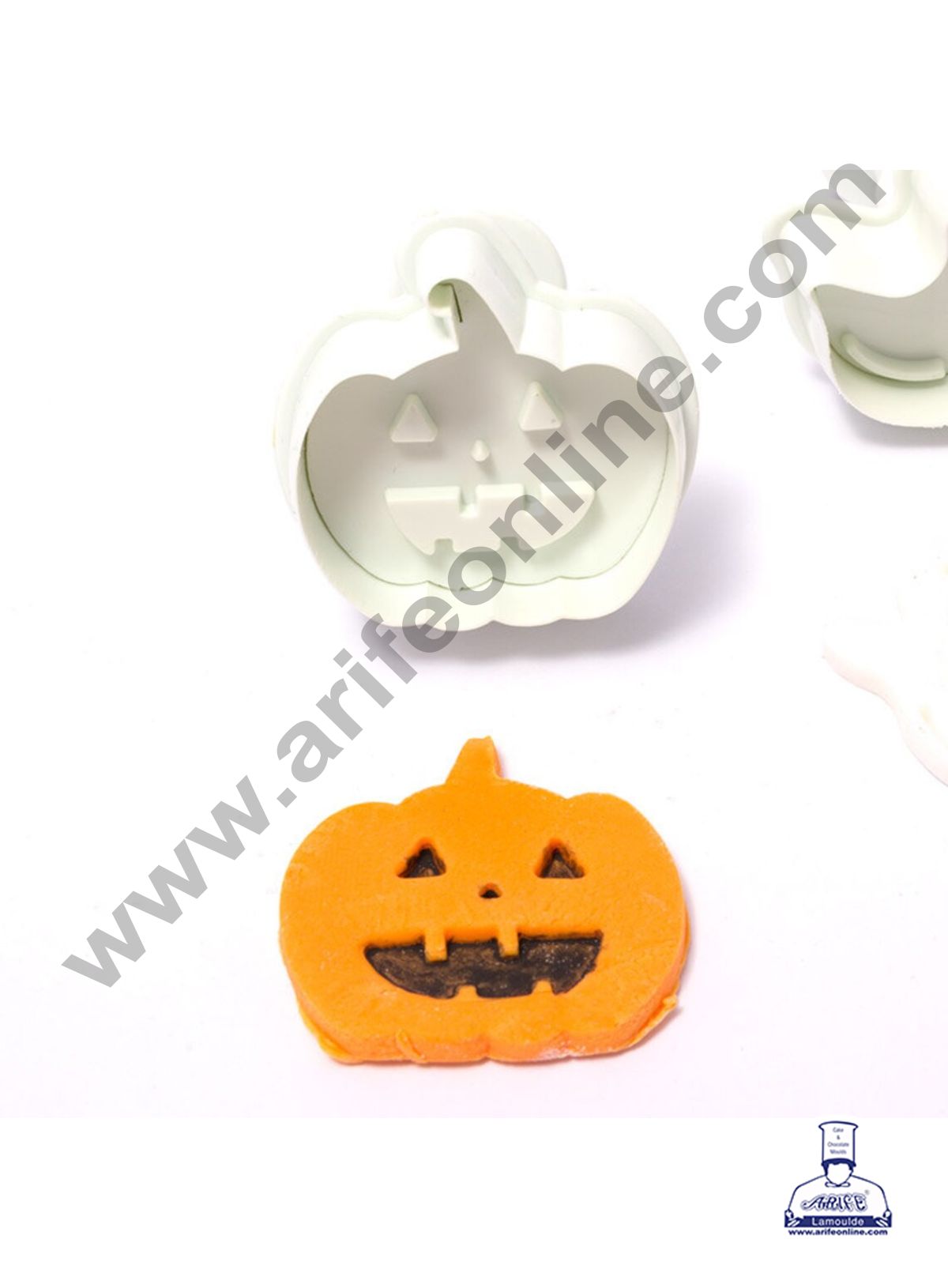 4 Piece Halloween Theme Plastic Cutter | Fondant Cutter Plunger Halloween Ghost Pumpkin Witch Hat Haunted House