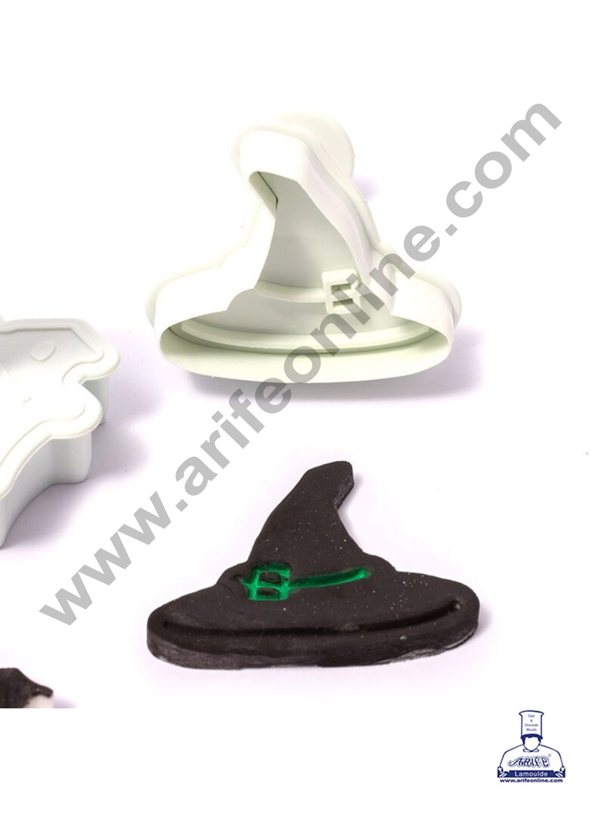 4 Piece Halloween Theme Plastic Cutter | Fondant Cutter Plunger Halloween Ghost Pumpkin Witch Hat Haunted House